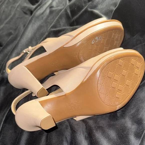 Naturalizer Size 9.5 Cream Women's Slingback Peep toe Booties Sandals 3” Heel - Picture 9 of 11